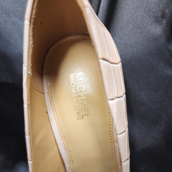 High heels - Picture 2 of 6